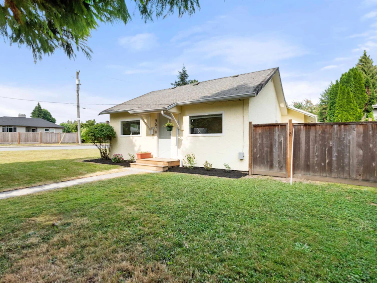 9570 Victor Street, Chilliwack, BC, V2P 5B4 - 2