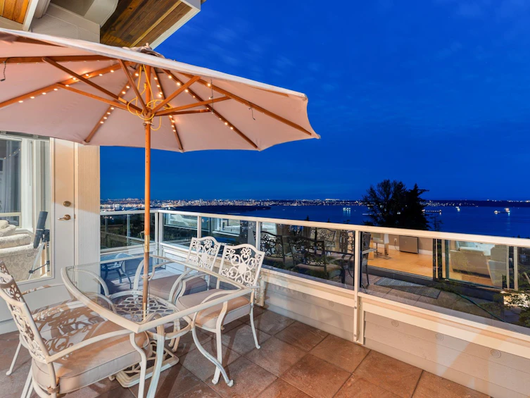 2456 Carr Lane, West Vancouver, BC, V7S 3H5 - 16