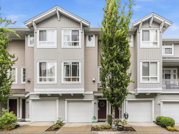 19-15068 58 Avenue, Surrey, BC, V3S 9J9