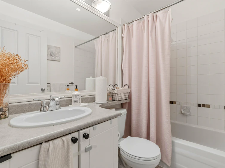 19-15068 58 Avenue, Surrey, BC, V3S 9J9 - 21
