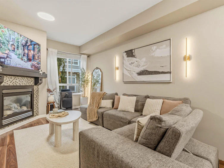 19-15068 58 Avenue, Surrey, BC, V3S 9J9 - 2