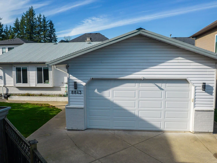 8843 Wooler Terrace, Mission, BC, V4S 0B9 - 2