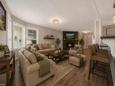 167-9055 Ashwell Road - 3