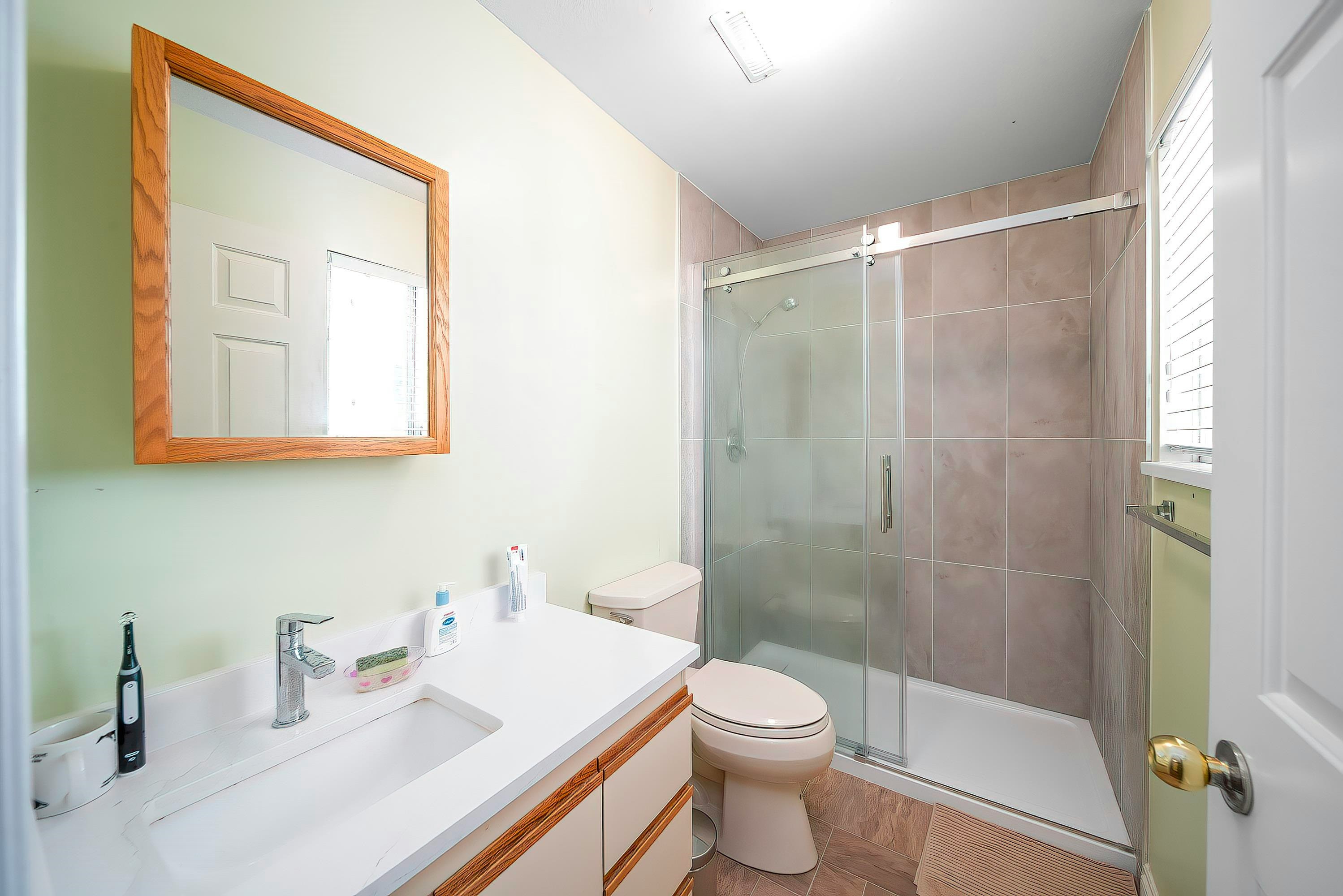 11 Harbour Place, Port Moody, BC, V3H 4J8 - 29