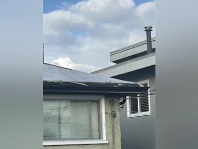 4386 Oxford Street - 4