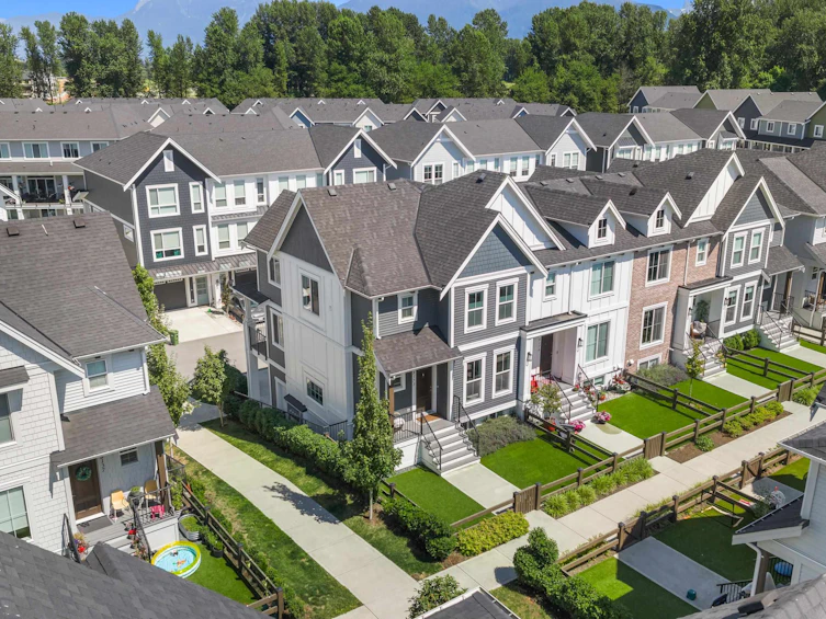 8173 Foxfern Road, Chilliwack, BC, V2R 6G6 - 2