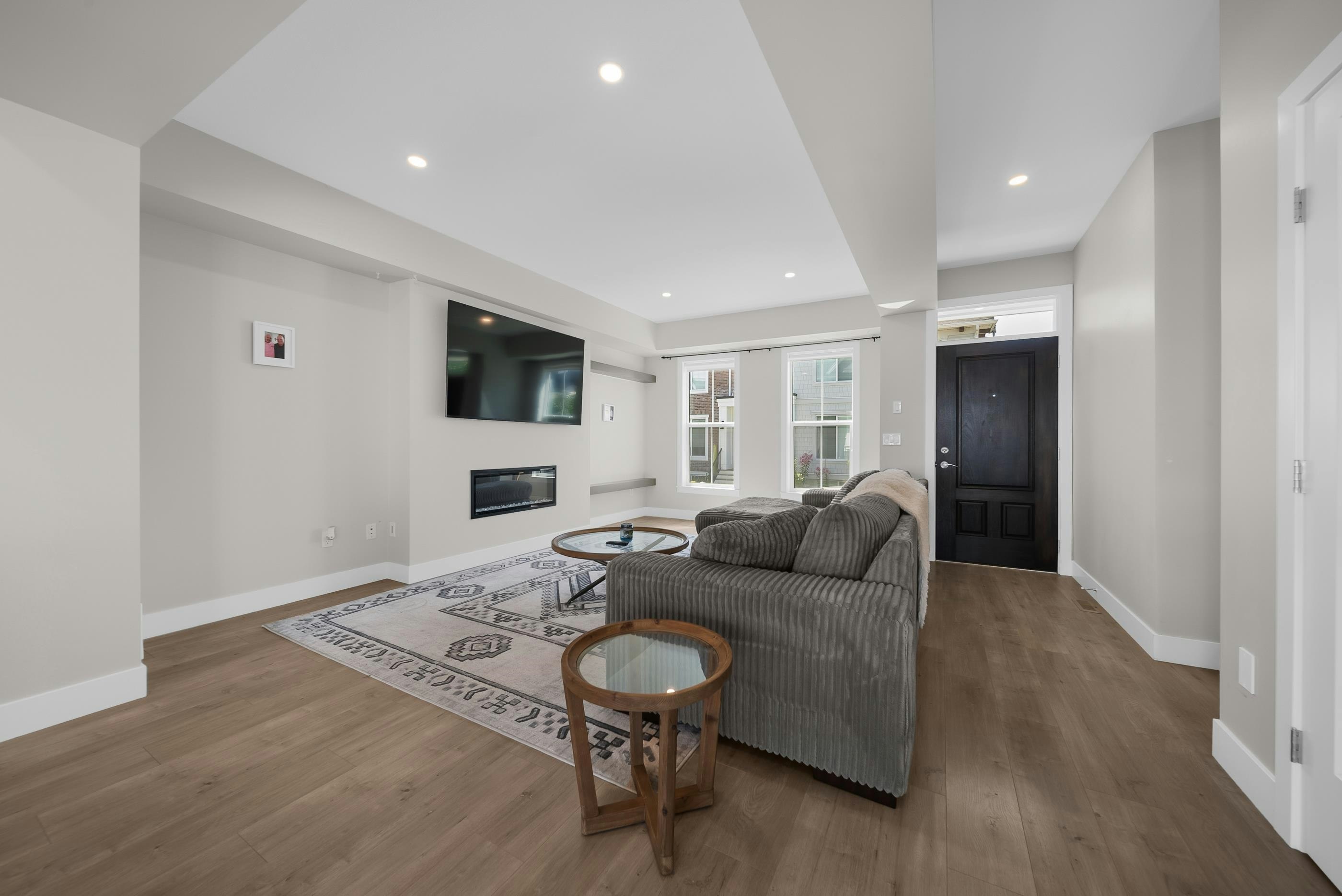 8173 Foxfern Road, Chilliwack, BC, V2R 6G6 - 6