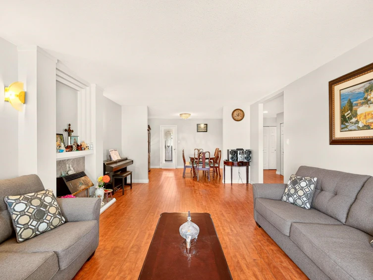 22637 Fraserbank Crescent, Richmond, BC, V6V 2L8 - 4