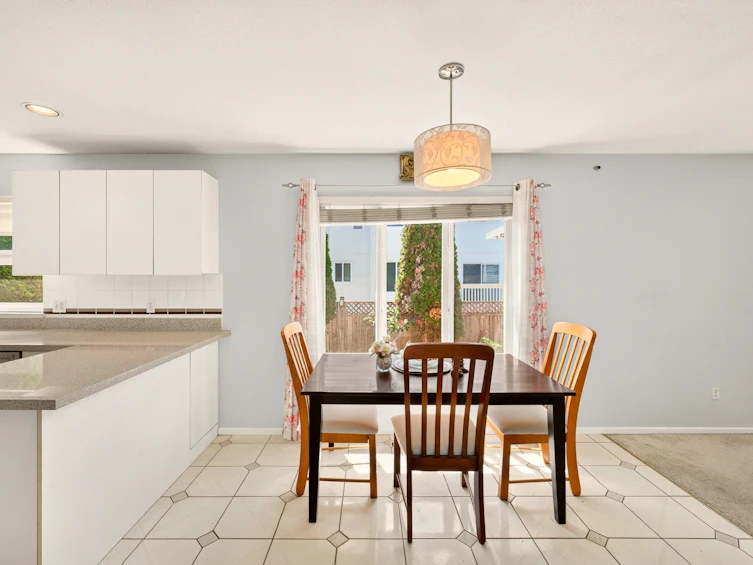 22637 Fraserbank Crescent, Richmond, BC, V6V 2L8 - 9