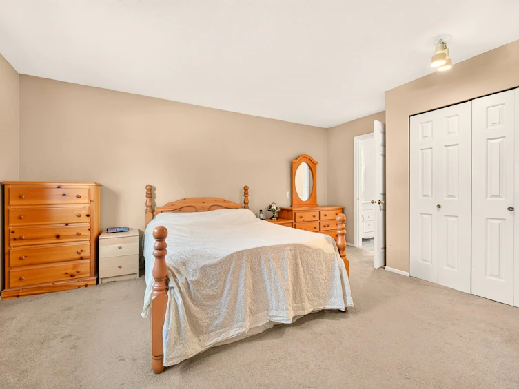 22637 Fraserbank Crescent, Richmond, BC, V6V 2L8 - 17