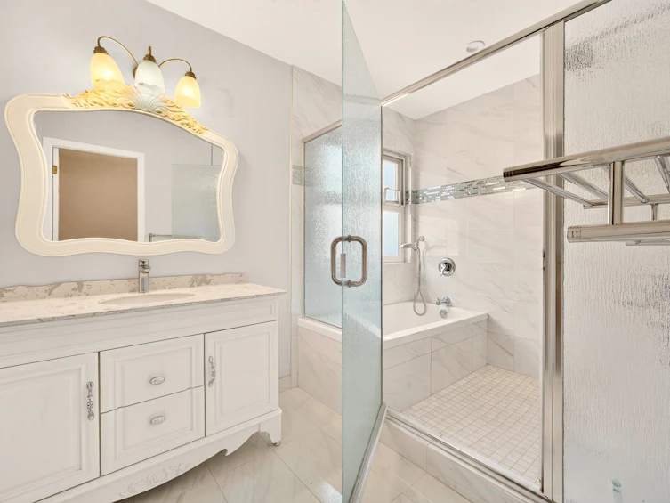 22637 Fraserbank Crescent, Richmond, BC, V6V 2L8 - 20