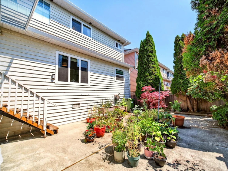 22637 Fraserbank Crescent, Richmond, BC, V6V 2L8 - 27
