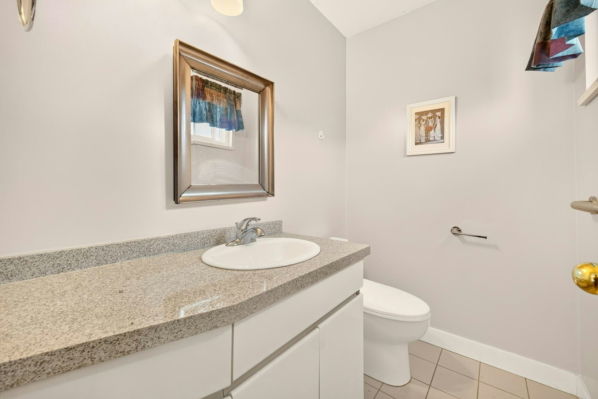 22637 Fraserbank Crescent, Richmond, BC, V6V 2L8 - 22