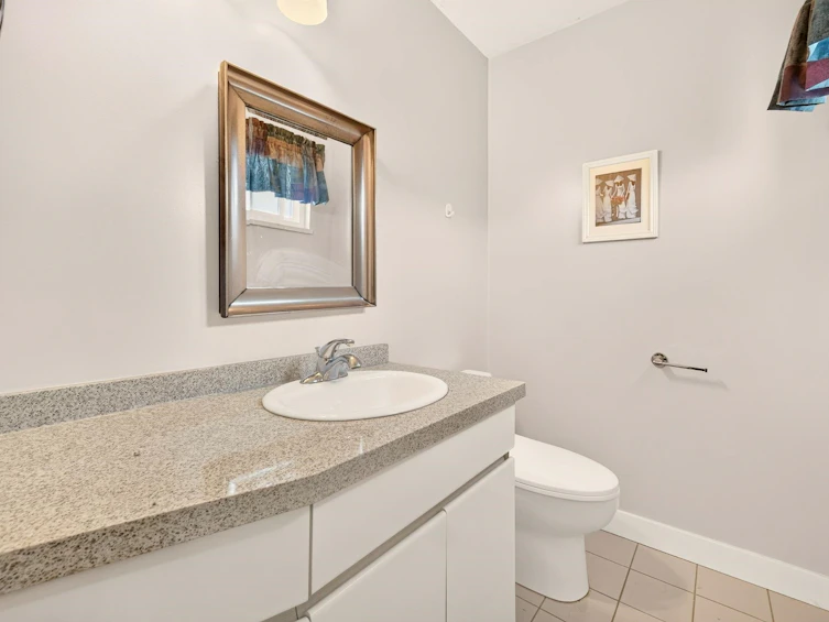 22637 Fraserbank Crescent, Richmond, BC, V6V 2L8 - 22