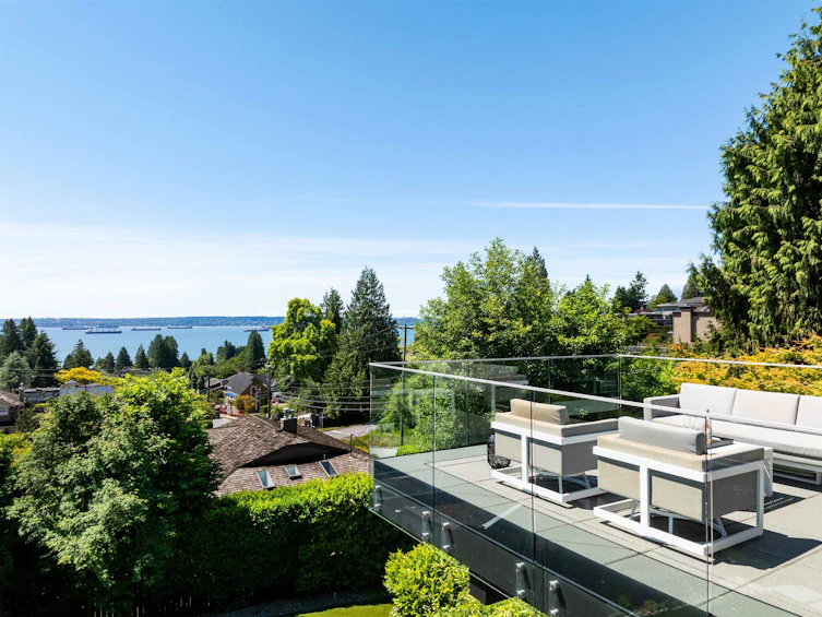 2496 Ottawa Avenue, West Vancouver, BC, V7V 2T1 - 5