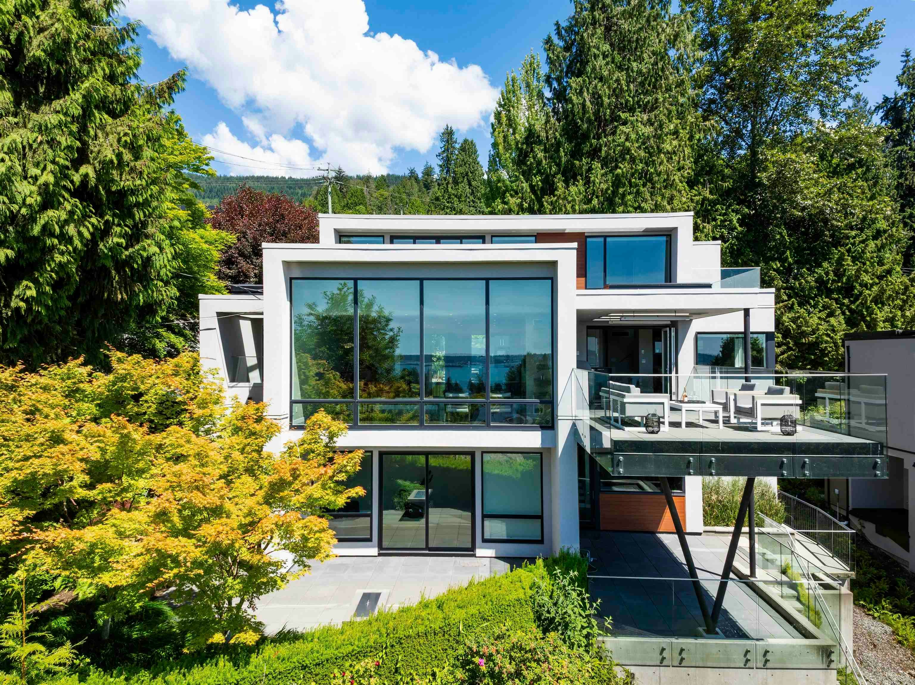 2496 Ottawa Avenue, West Vancouver, BC, V7V 2T1 - 30