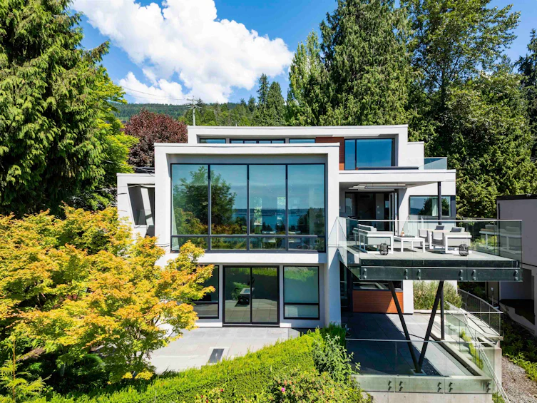 2496 Ottawa Avenue, West Vancouver, BC, V7V 2T1 - 30