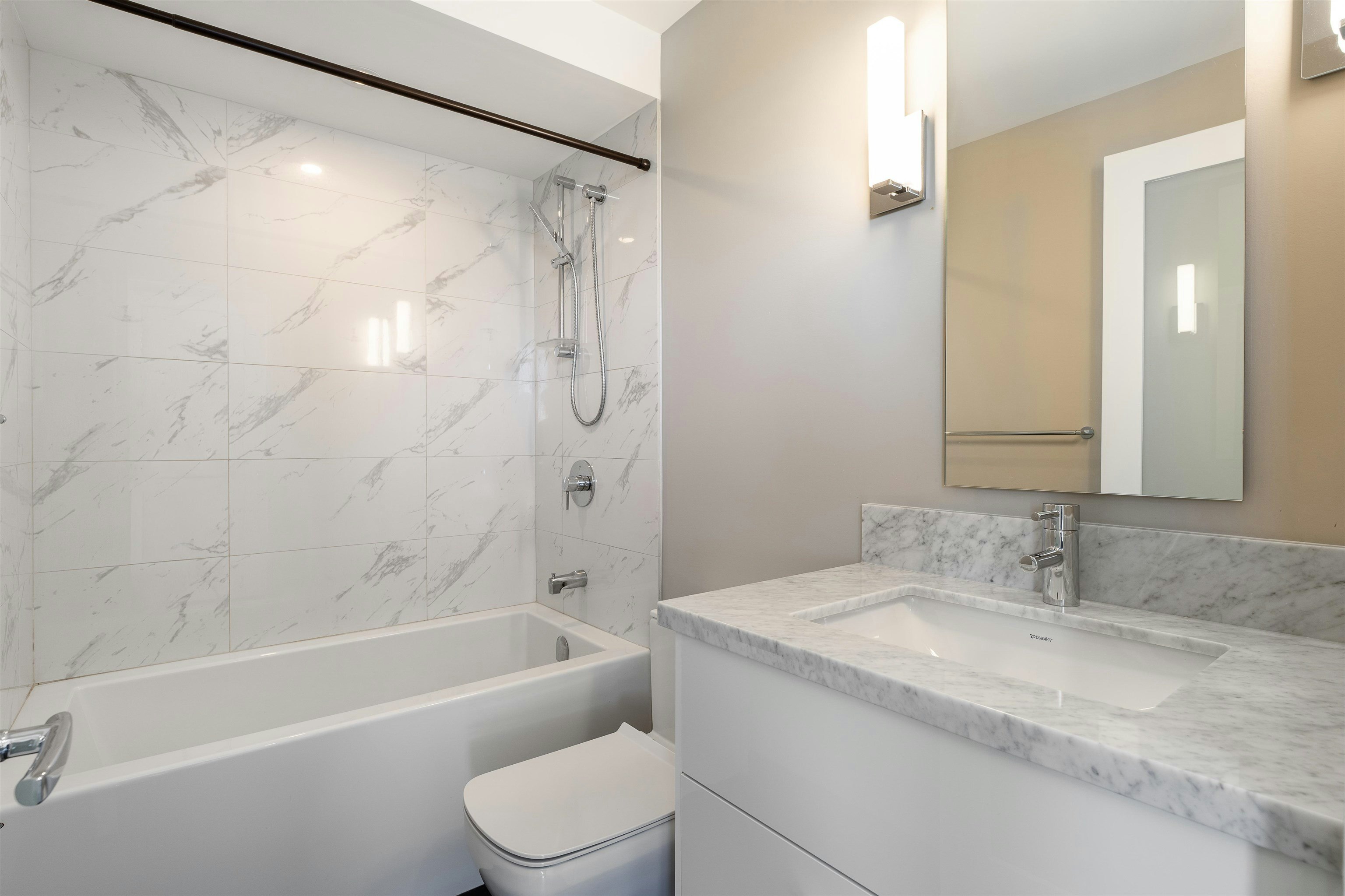 2496 Ottawa Avenue, West Vancouver, BC, V7V 2T1 - 26