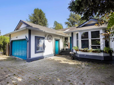 1030 Yarmouth Street - 3