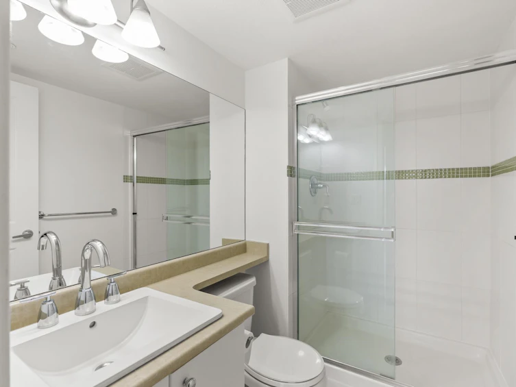 203-45561 Yale Road, Chilliwack, BC, V2P 0A8 - 17