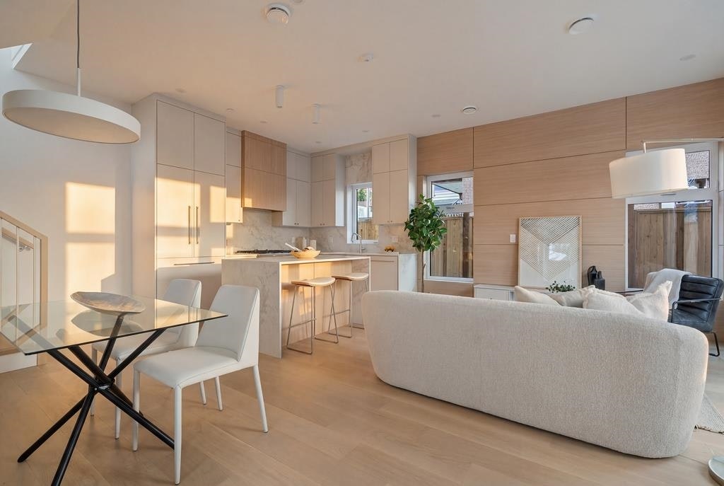 366 E 23rd Avenue, Vancouver, BC, V5V 1X5 - 14