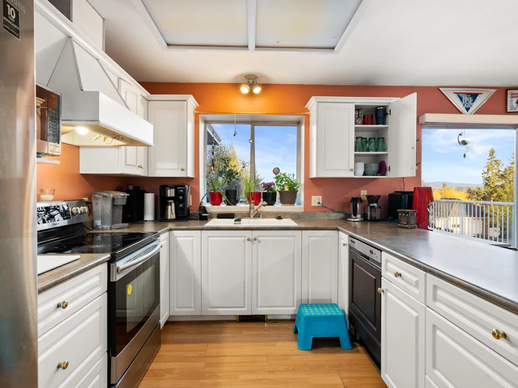 6170 191 Street, Surrey, BC, V3S 8C8 - 2