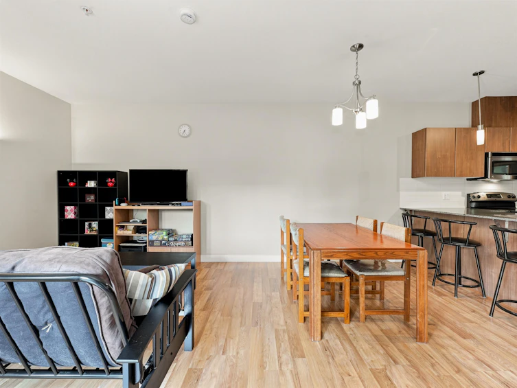 224-9655 King George Boulevard, Surrey, BC, V3T 0C7 - 3