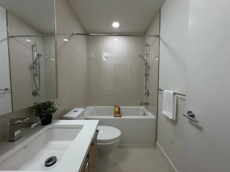 321-4033 May Drive, Richmond, BC, V6X 0T3 - 7