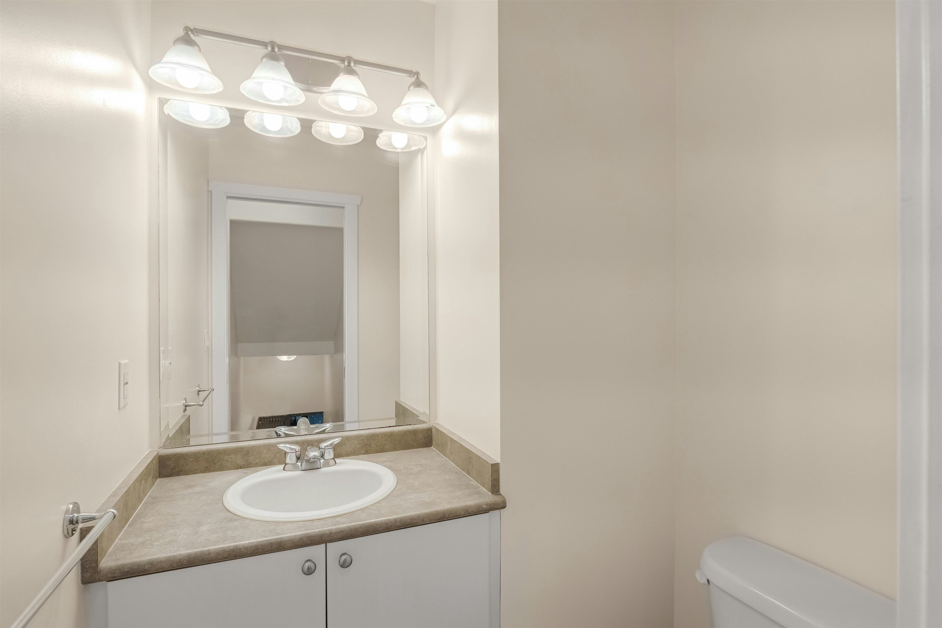 10280 242b Street, Maple Ridge, BC, V2W 1Y1 - 10