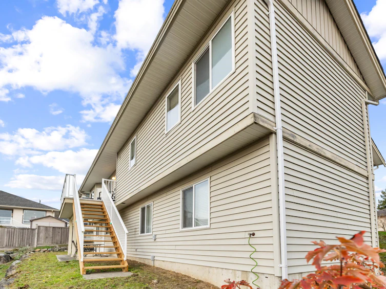 32464 E Bobcat Drive, Mission, BC, V2V 7P7 - 32