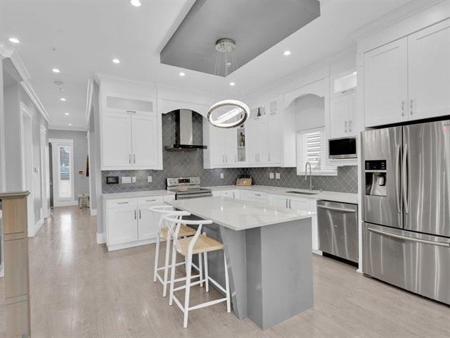 15456 Russell Avenue, Surrey, BC, V4B 2R3 - 10