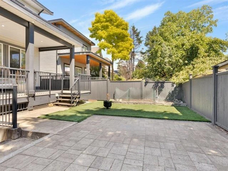15456 Russell Avenue, Surrey, BC, V4B 2R3 - 21