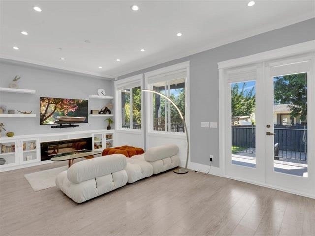 15456 Russell Avenue, Surrey, BC, V4B 2R3 - 9
