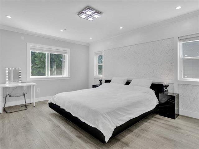 15456 Russell Avenue, Surrey, BC, V4B 2R3 - 12