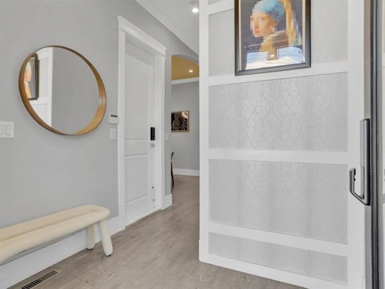 15456 Russell Avenue, Surrey, BC, V4B 2R3 - 14