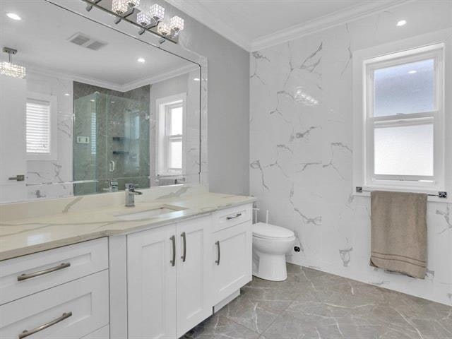15456 Russell Avenue, Surrey, BC, V4B 2R3 - 26