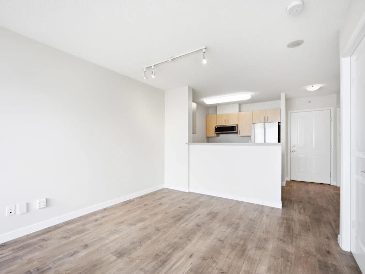 1503-3520 Crowley Drive, Vancouver, BC, V5R 6G9 - 9