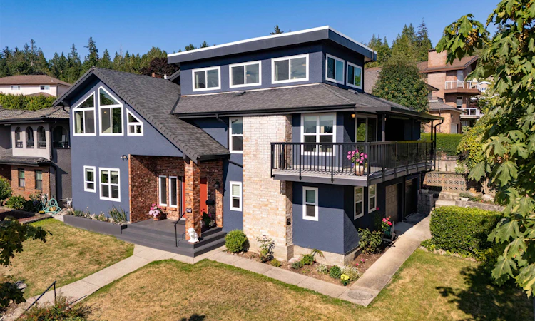 7347 Queenston Court