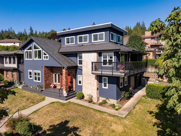 7347 Queenston Court, Burnaby, BC, V5A 3M5