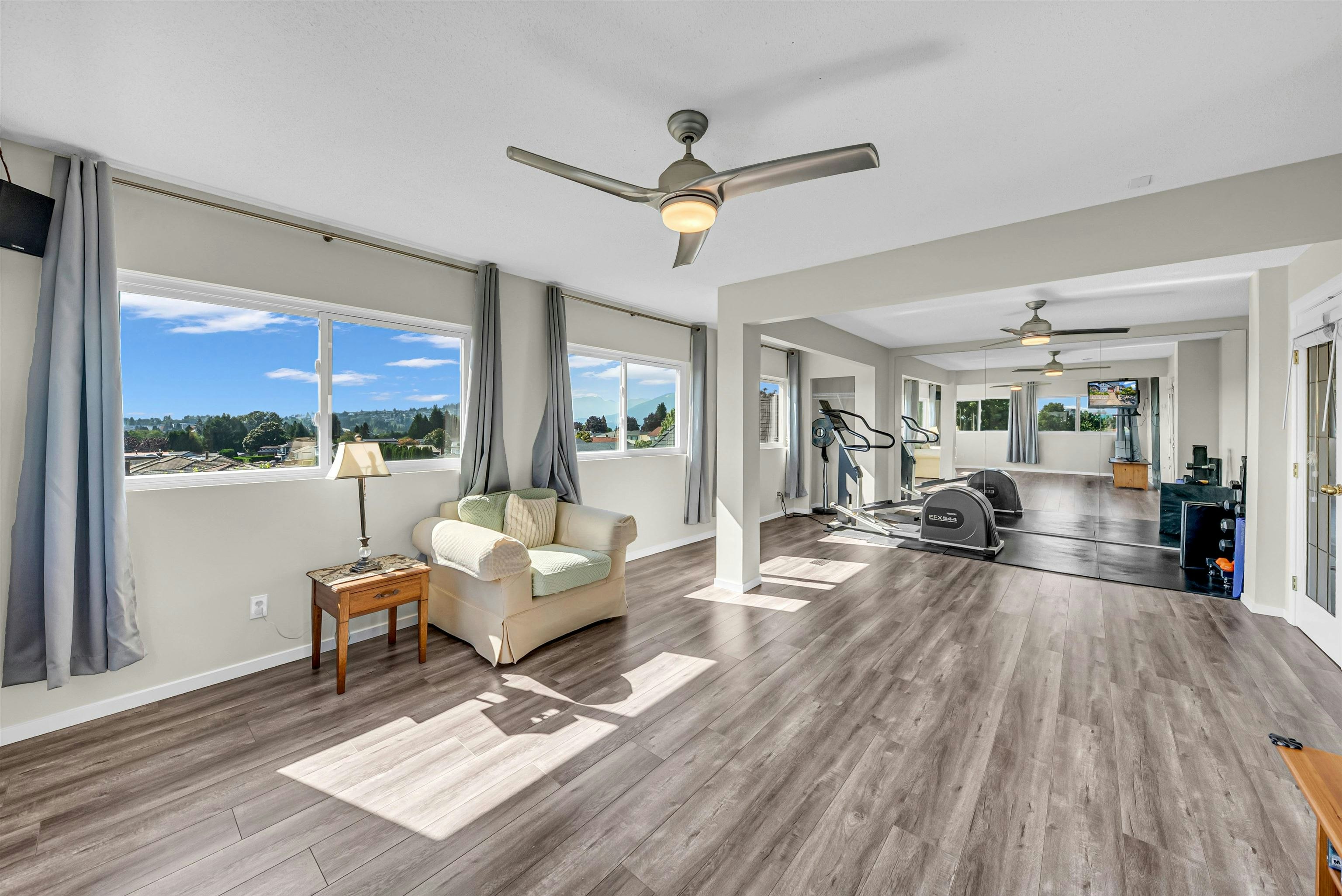 7347 Queenston Court, Burnaby, BC, V5A 3M5 - 30