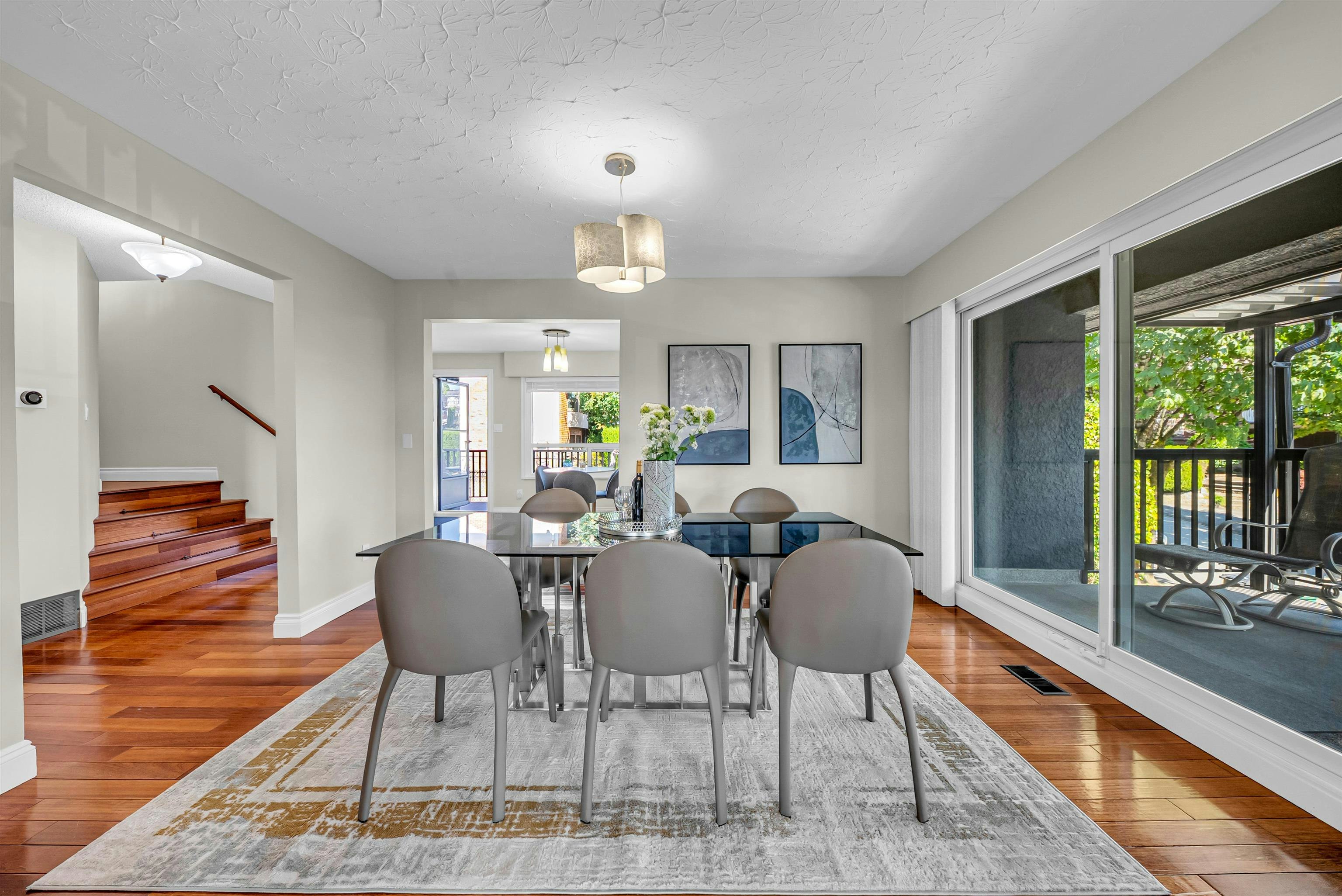 7347 Queenston Court, Burnaby, BC, V5A 3M5 - 6