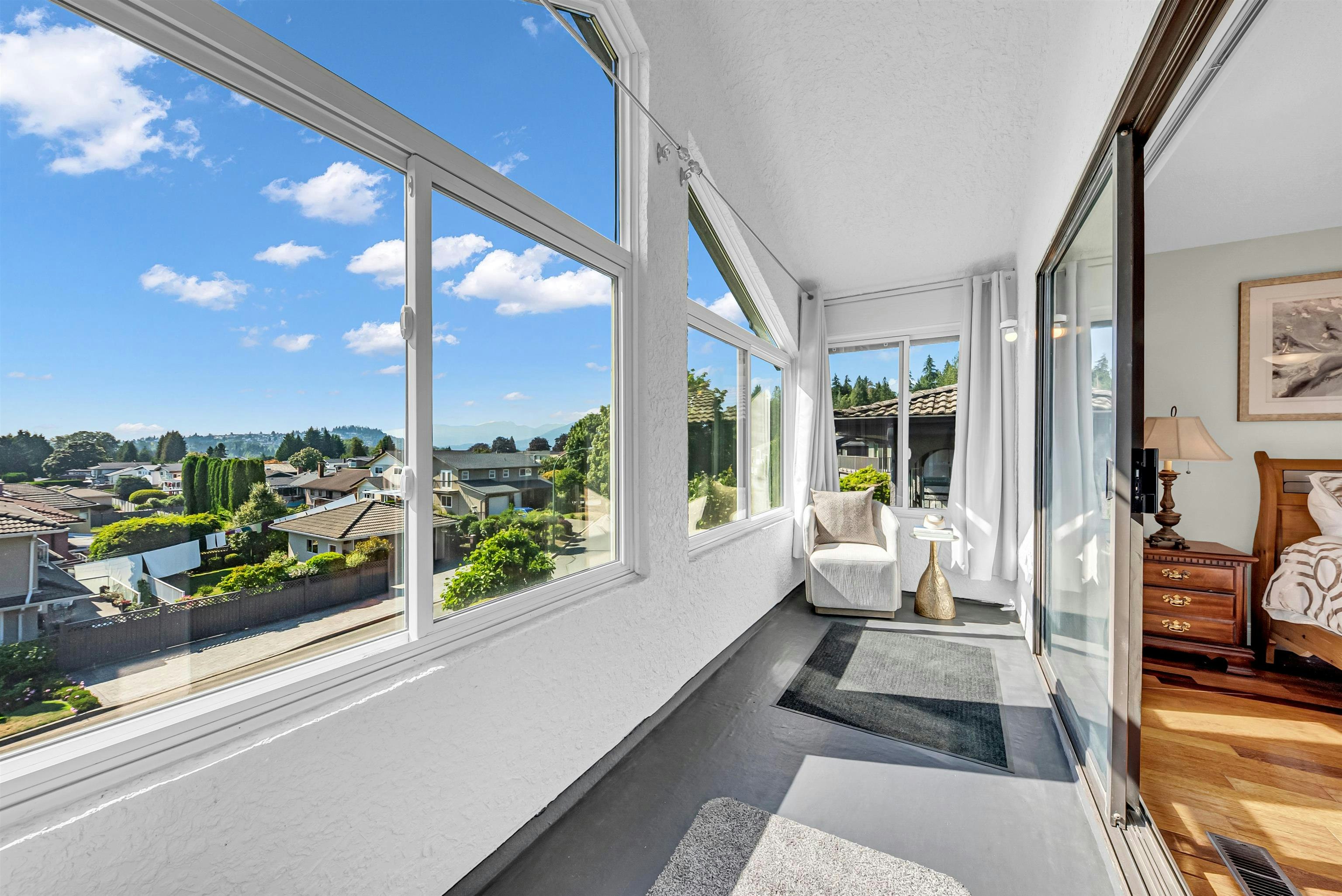 7347 Queenston Court, Burnaby, BC, V5A 3M5 - 31