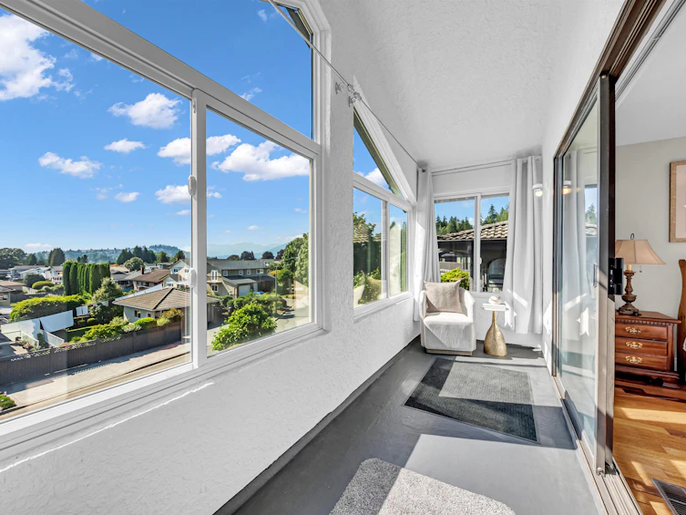 7347 Queenston Court, Burnaby, BC, V5A 3M5 - 31