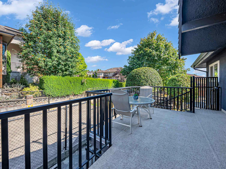 7347 Queenston Court, Burnaby, BC, V5A 3M5 - 34