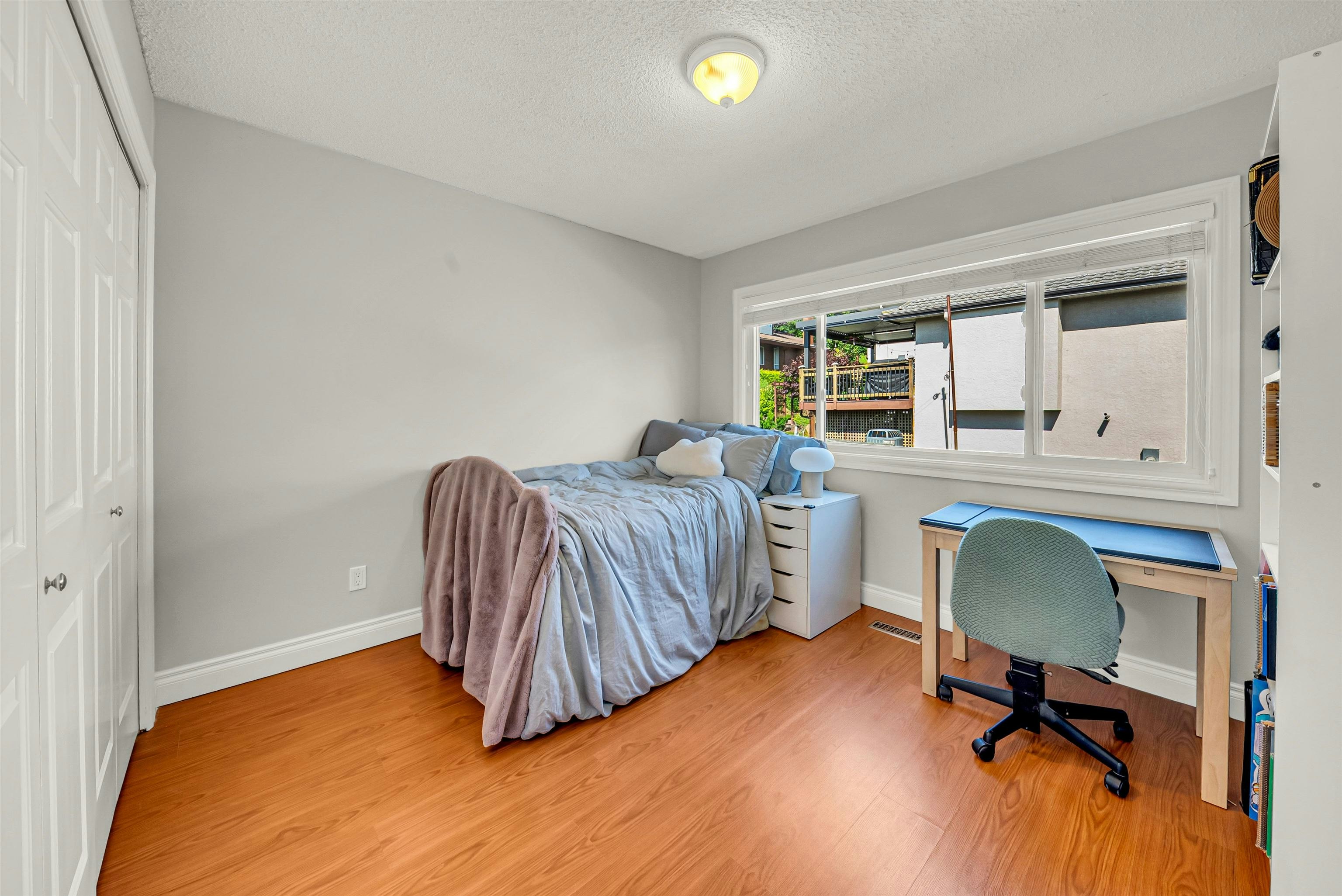 7347 Queenston Court, Burnaby, BC, V5A 3M5 - 18