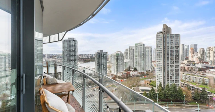 2005-89 Nelson Street, Vancouver, BC, V6Z 0E7 - 10