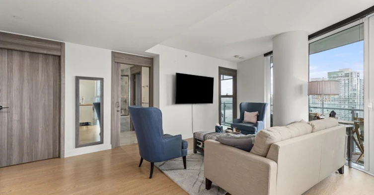 2005-89 Nelson Street, Vancouver, BC, V6Z 0E7 - 2