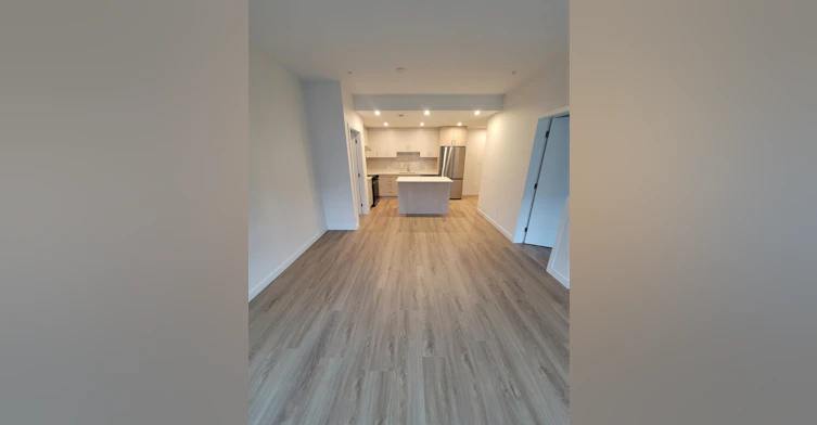 308-13858 108 Avenue, Surrey, BC, V3T 0T9