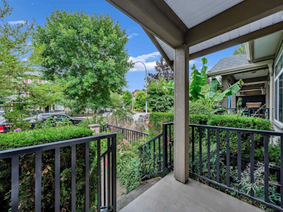 11-15933 86a Avenue - 2