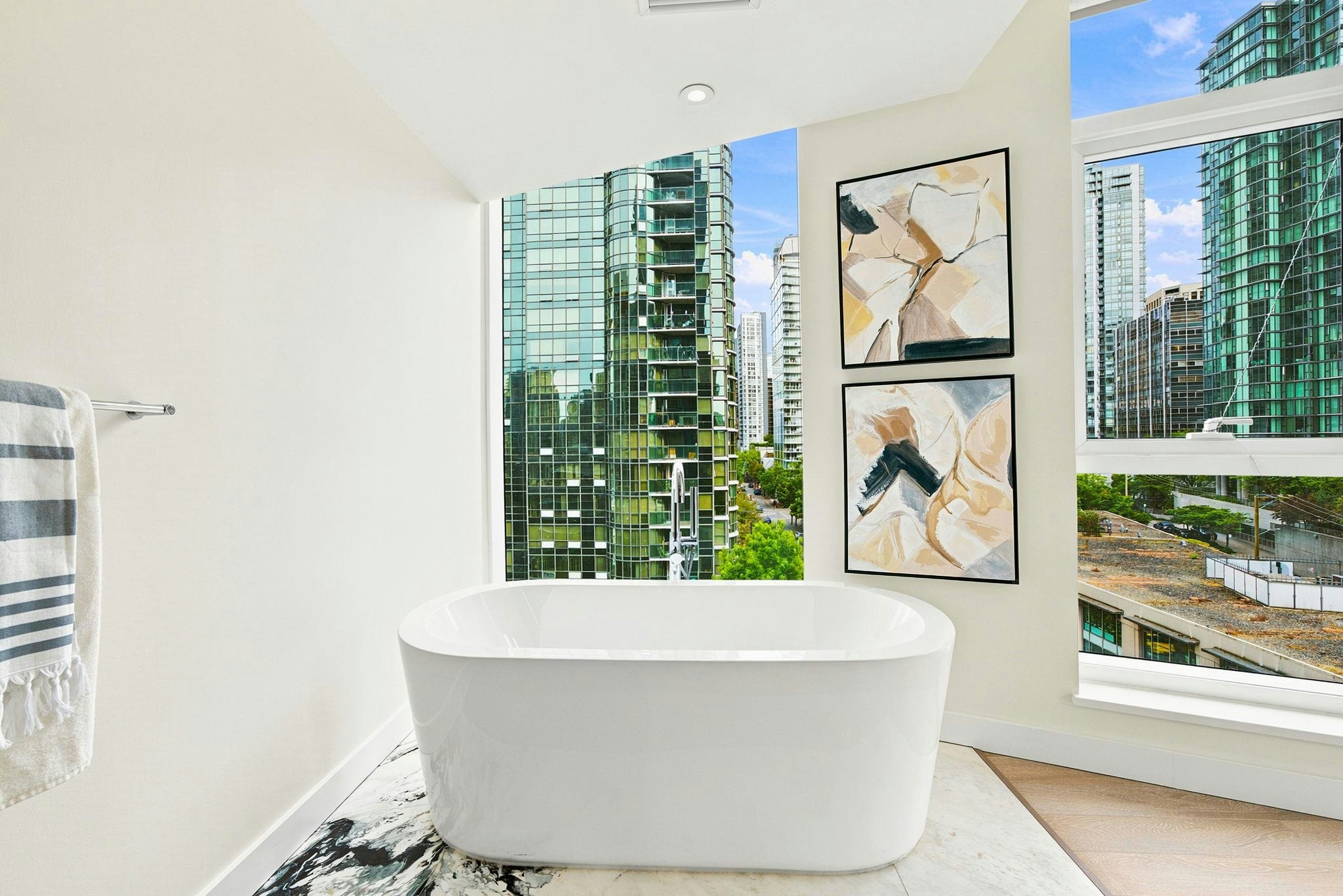 802-1409 W Pender Street, Vancouver, BC, V6G 2S3 - 10